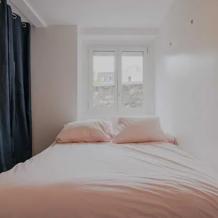 Apartament Cosy Modern Apartment-2Br-4P-Place Des Vosges Paryż